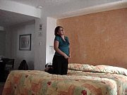 Image Das Mädchen in einem Hotel ficken. Die Schlampe kennt die Kameraaufnahme