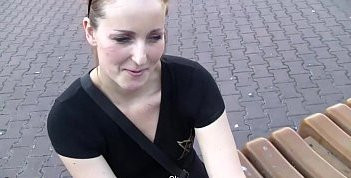 Image Junges Mädchen fickt für Geld