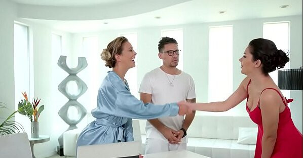 Image Lesbische Freundinnen genießen einen tollen Fick.